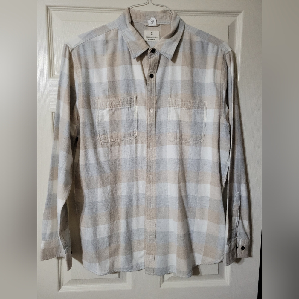 Mutual Weave Mens Plaid Flannel Button-Up Shirt. Size XL.